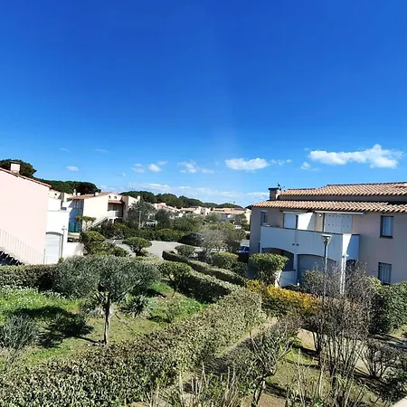 Appartement Mezzanine 4 Pers, Terrasse, 800m Plage, Parking Prive, Quartier Pinede - Fr-1-607-188 *